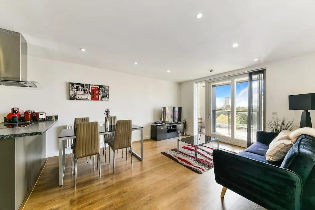 Apartment Amazing 2 Bed 2 Bath Flat In Canary Wharf London