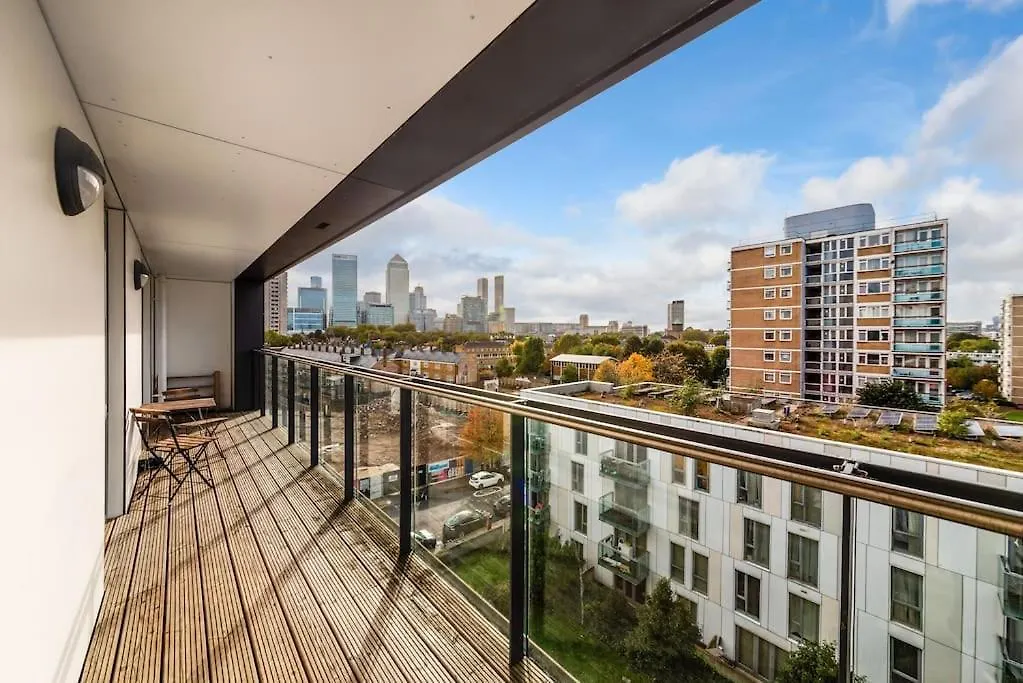 Apartment Amazing 2 Bed 2 Bath Flat In Canary Wharf London