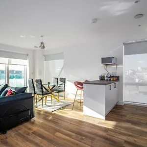 Guestready - Gorgeous & Bright 2br In Greenwich Apartment London